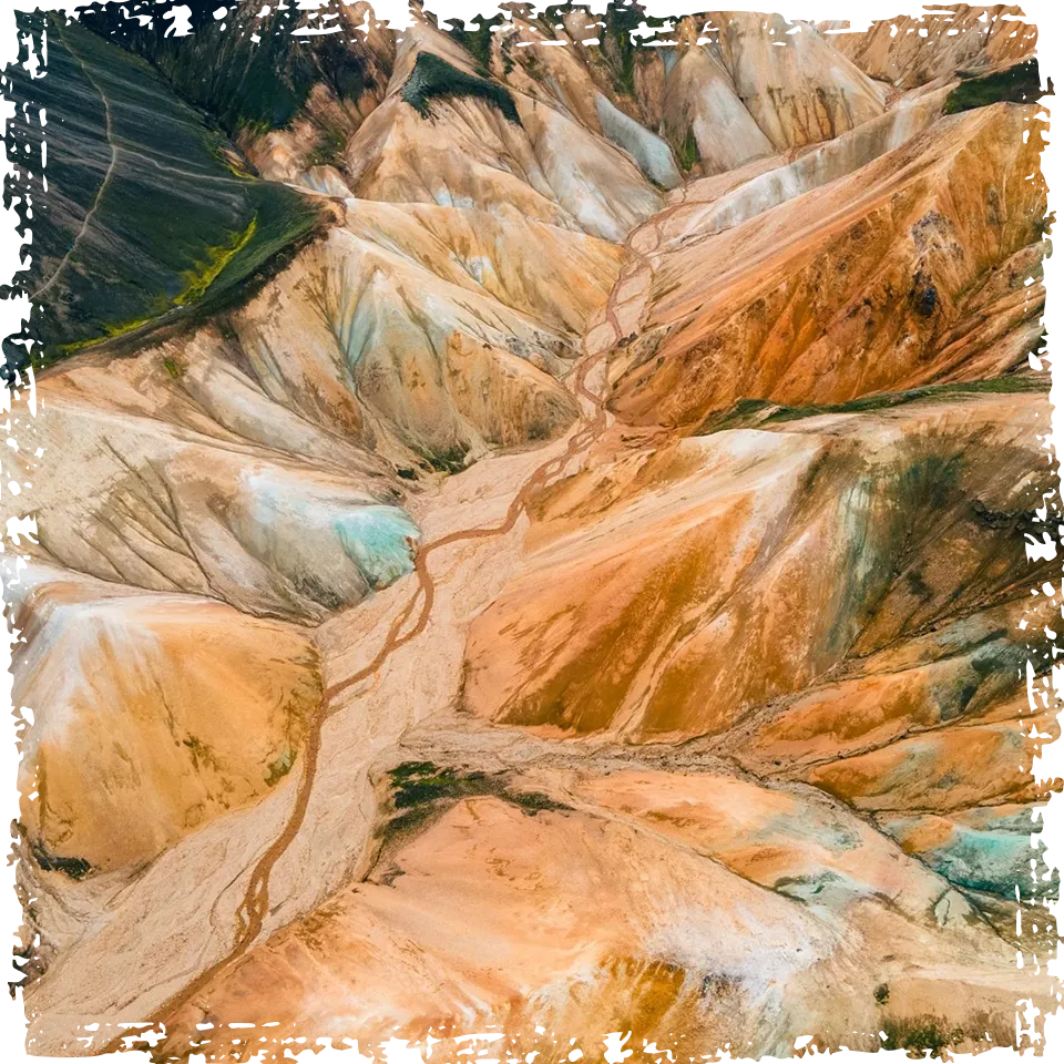 A moment from the Landmannalaugar highlands day tour