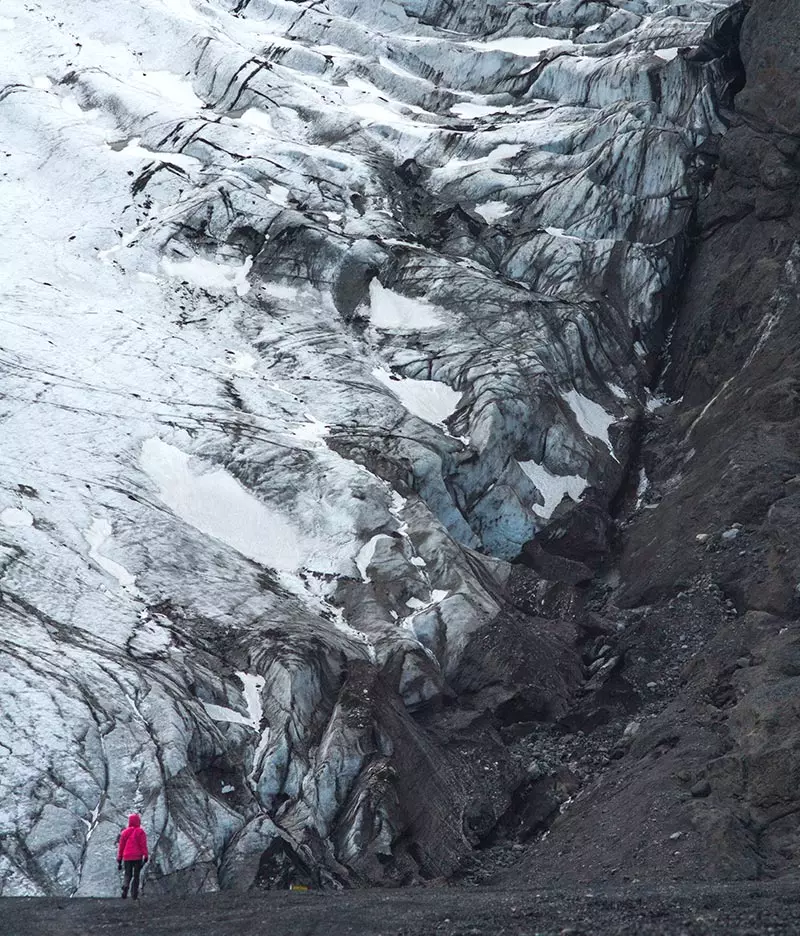 Gígjökull glacier near Þórsmörk