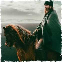 Horseback special tour to the Black Sand Beach