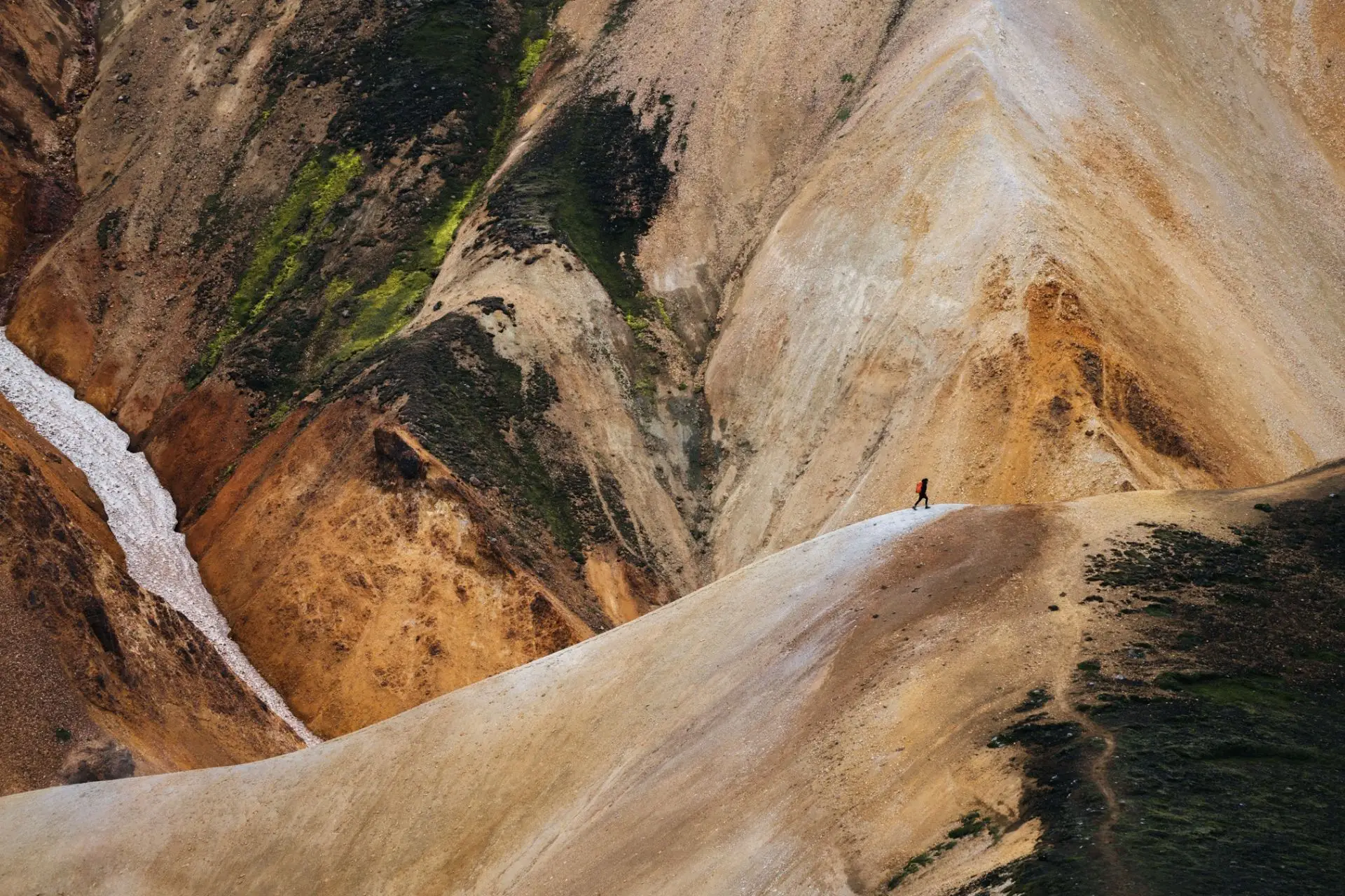 A moment from the Landmannalaugar highlands tour