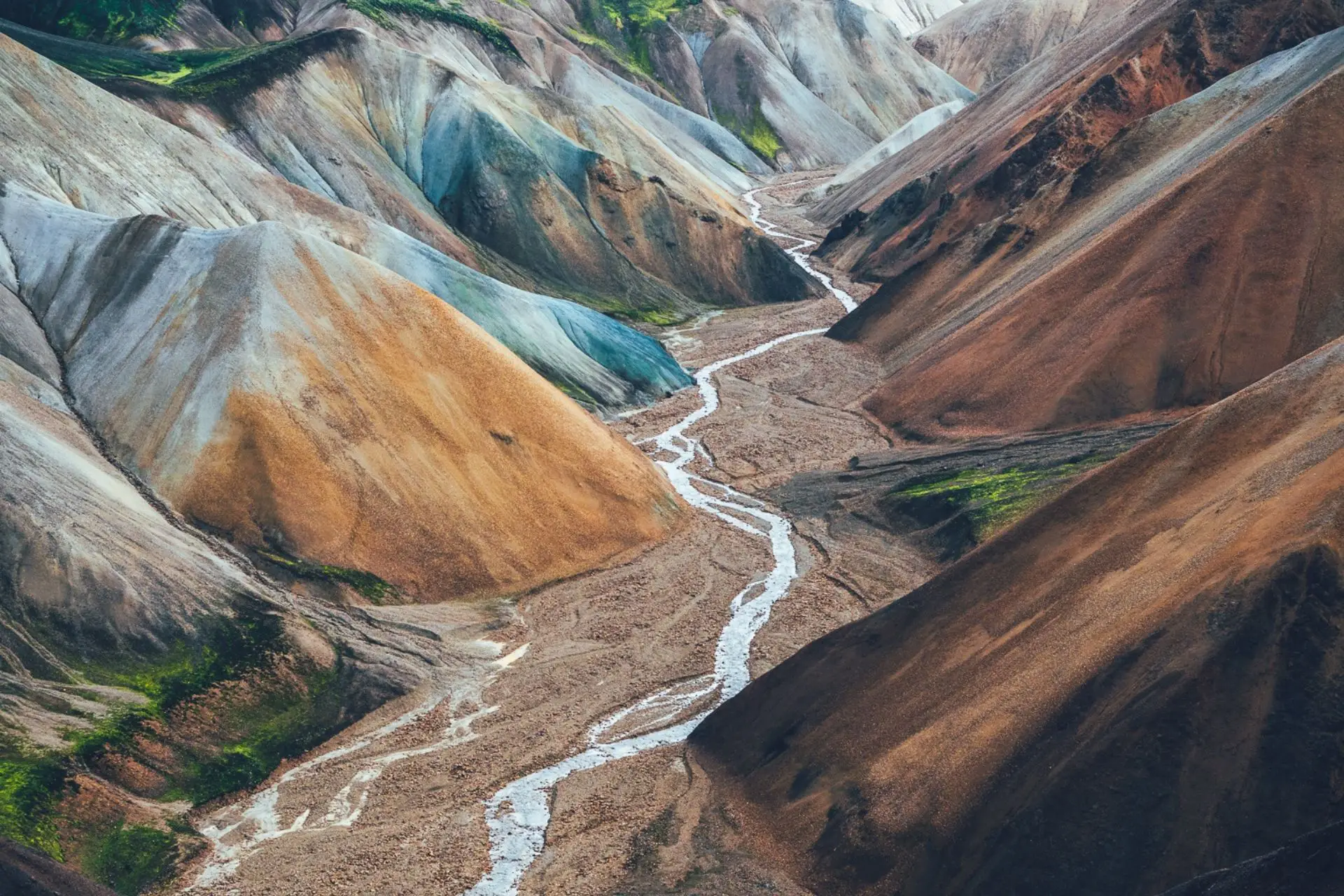 A moment from the Landmannalaugar highlands tour