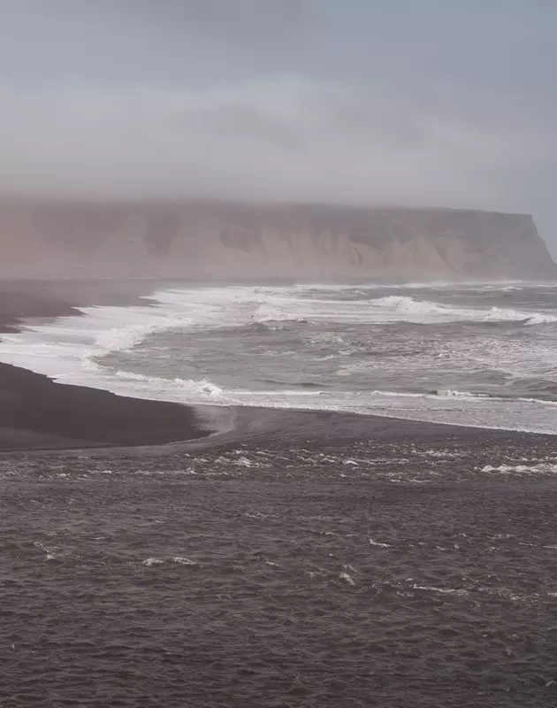Black Beach - Mr Iceland