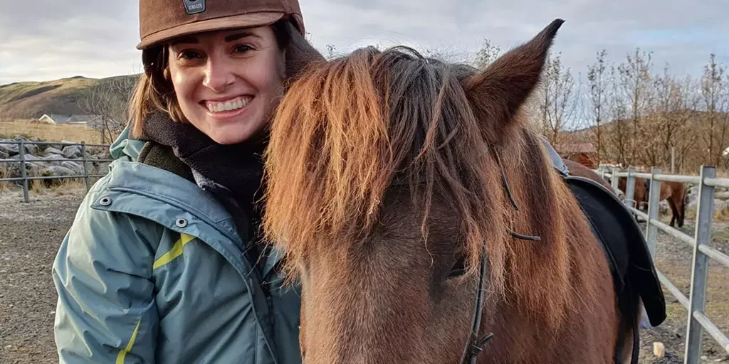 Mr Iceland - an happy guest with his horse