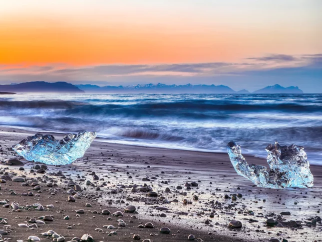 Private tour to Jökulsárlón and Diamond Beach in Iceland