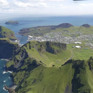 Vestmannaeyjar private day trip from Landeyjahöfn to Heimaey